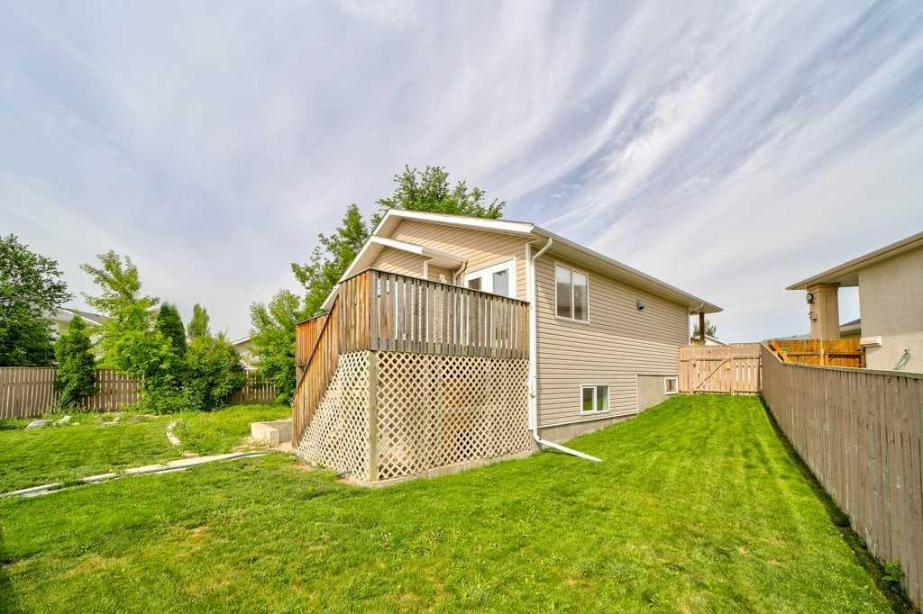 187 Cowichan Court W — photo 4