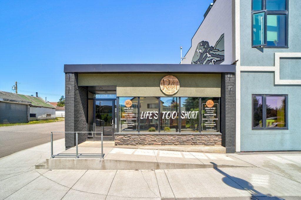 7801 17 Avenue — photo 1