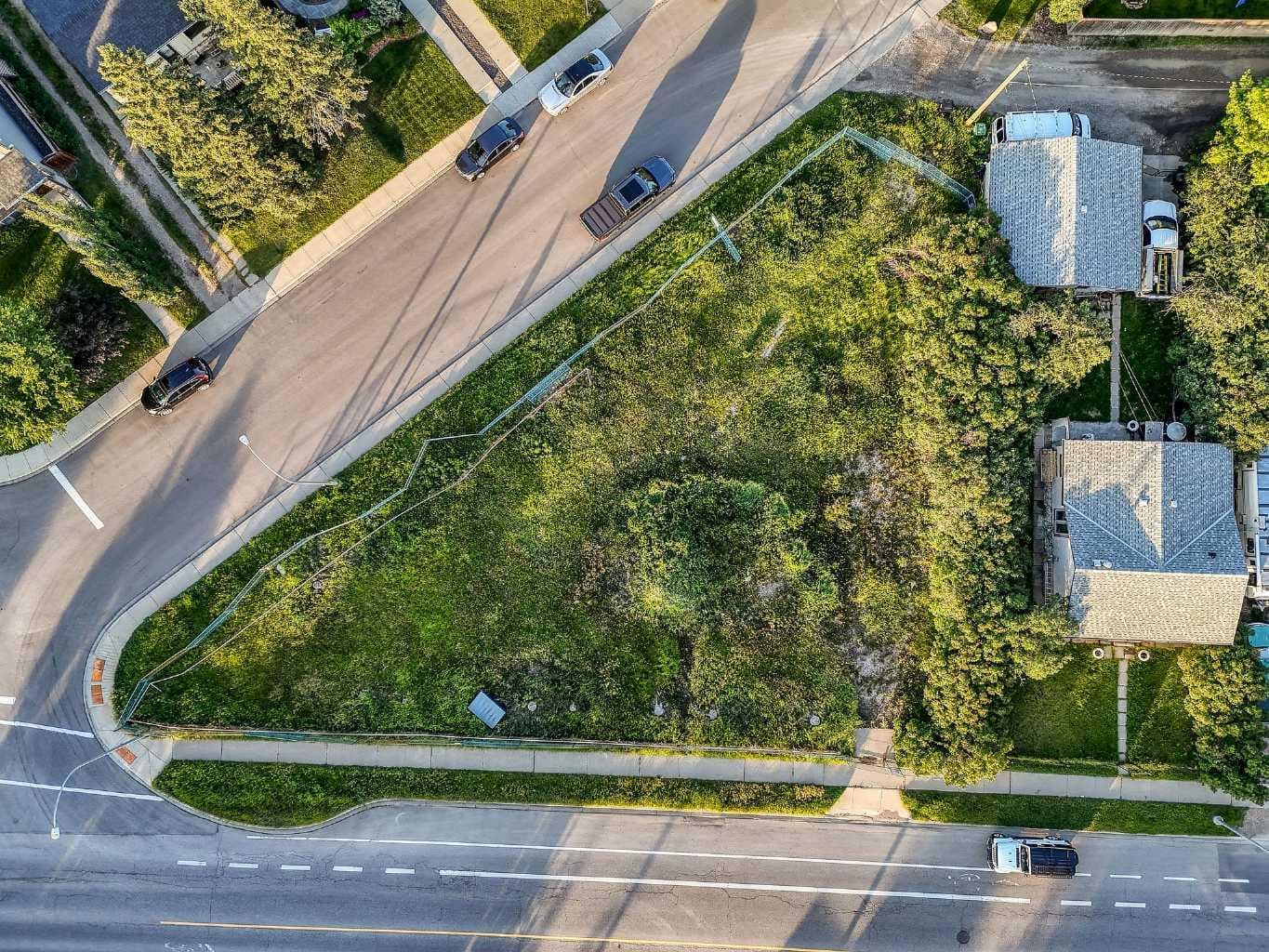 1916 & 1928 Home Road — photo 3