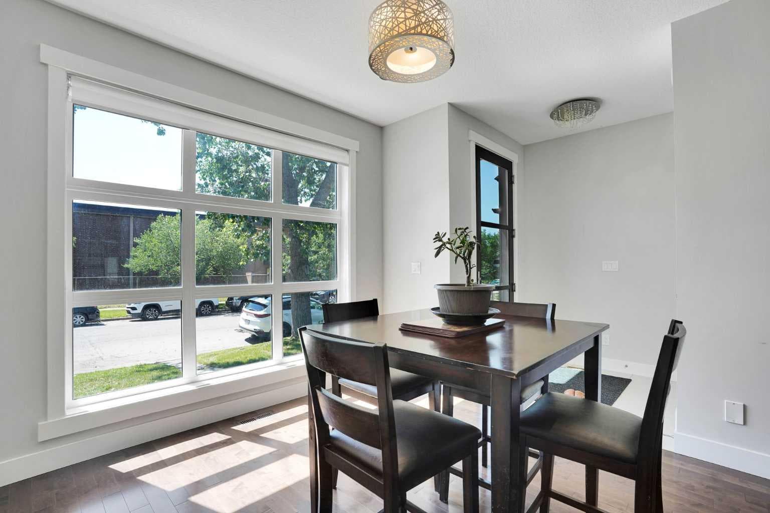 1018 20 Avenue SE — photo 3