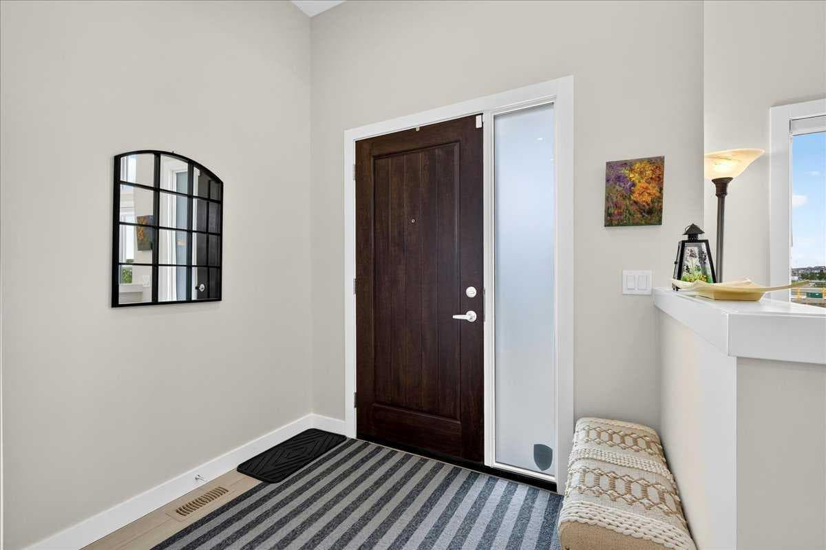 1066 Creekside Boulevard SW — photo 3