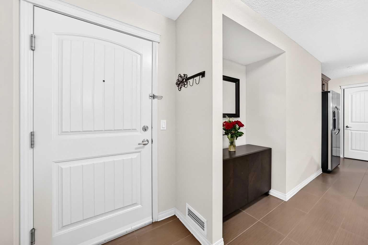 2212, 175 Panatella Hill NW — photo 4