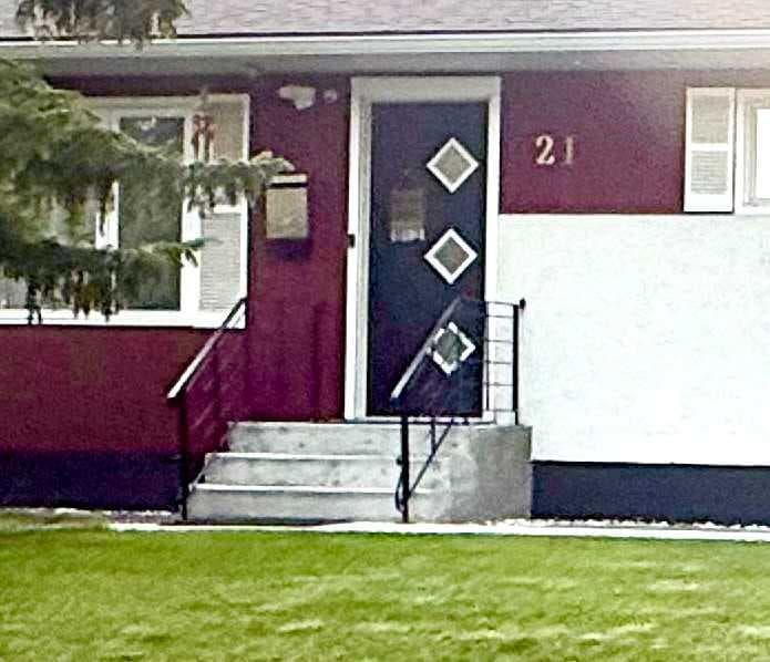 21 Cawder Drive NW — photo 1