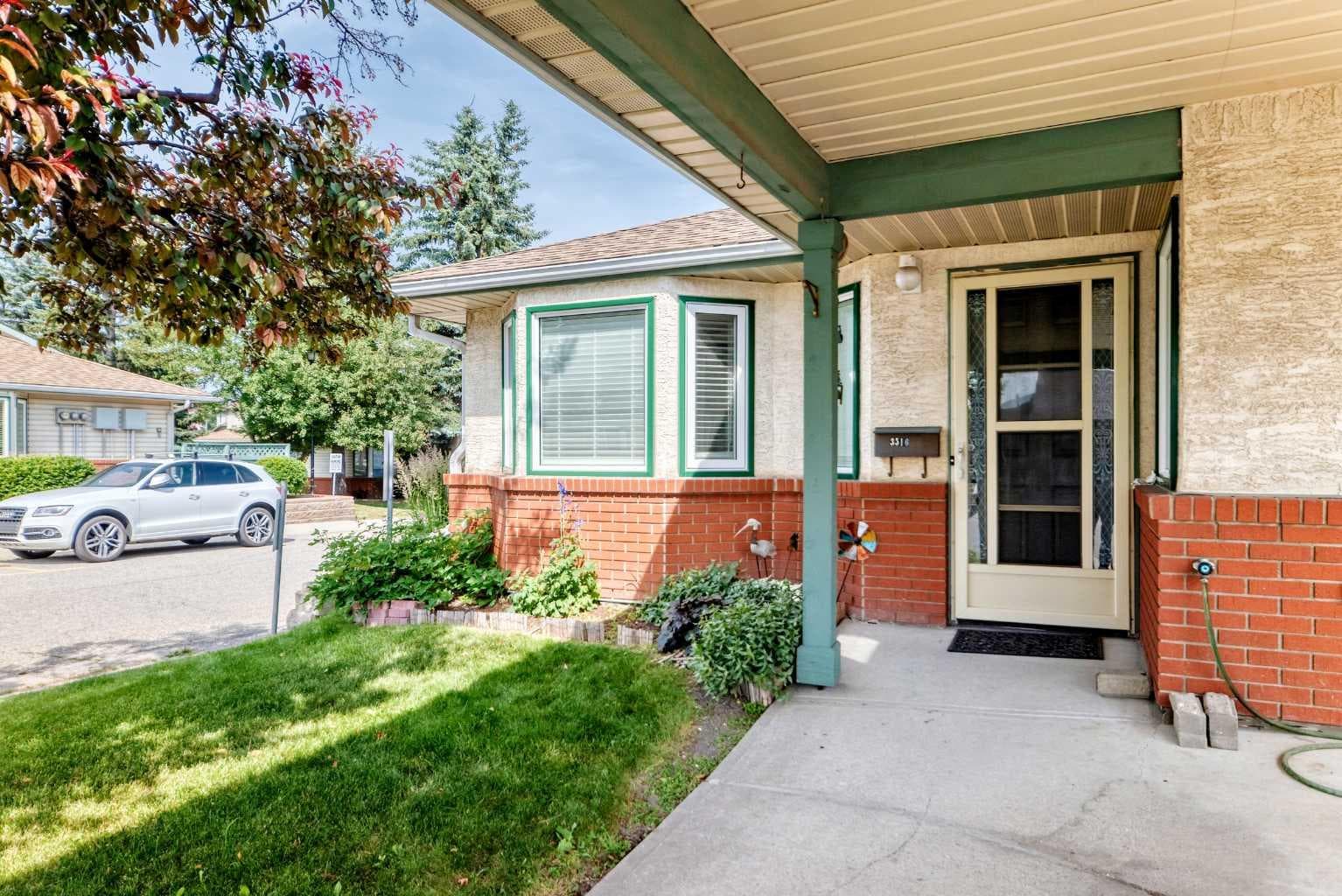 3516 26A Street SE — photo 2