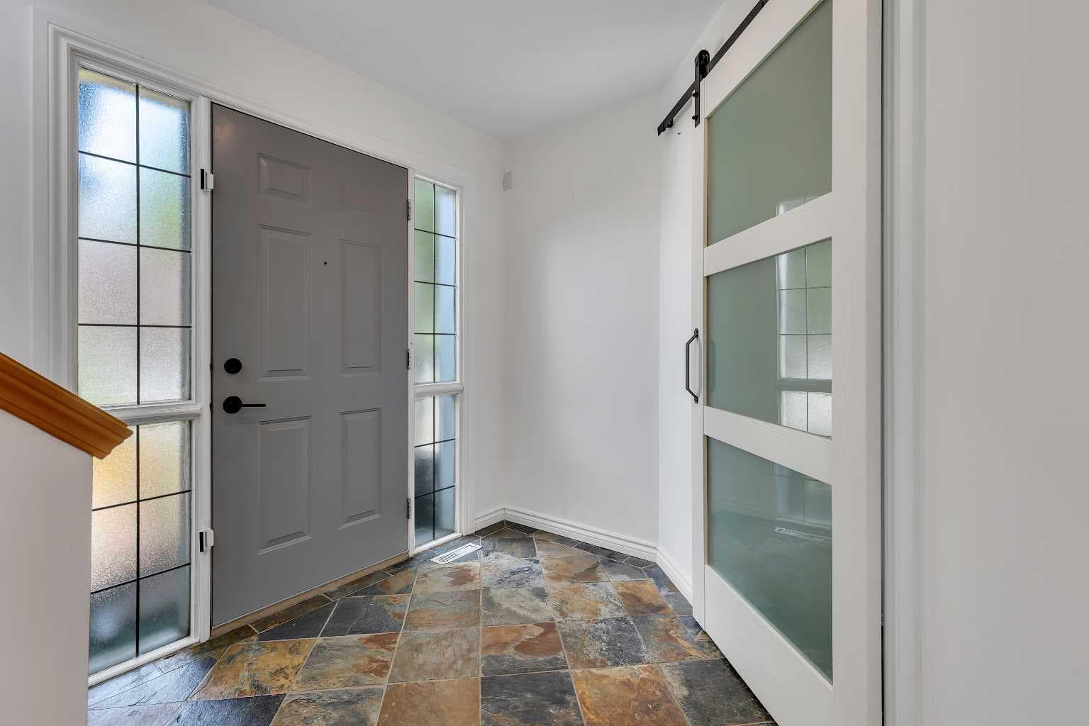 167 Valley Crest Close NW — photo 4