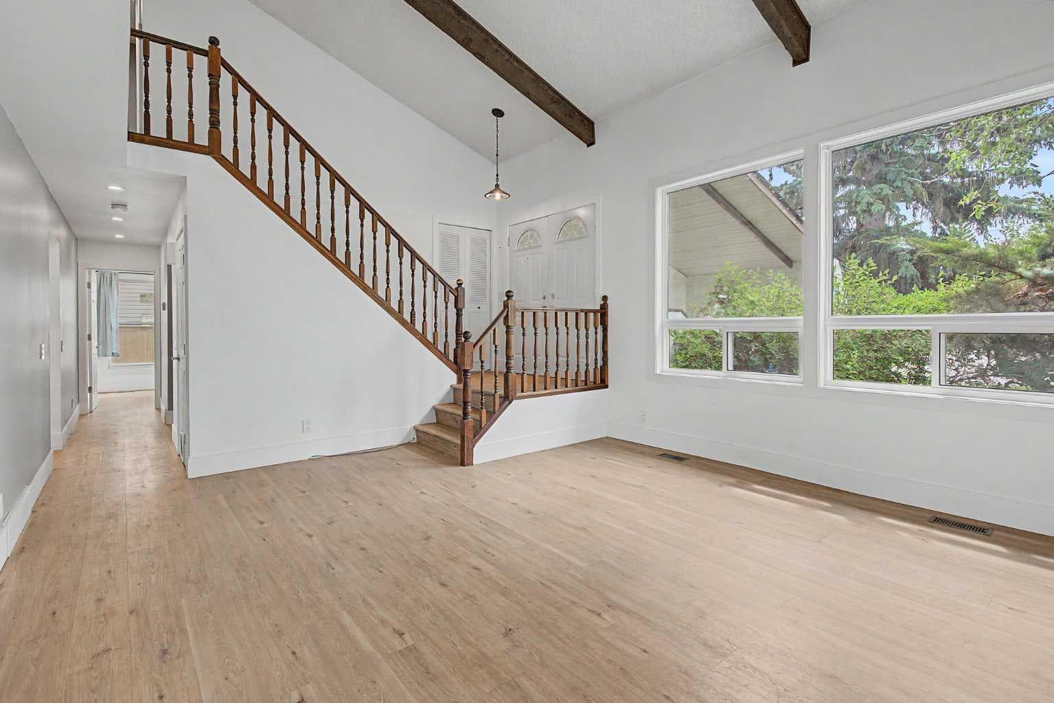 1320 116 Avenue SW — photo 4
