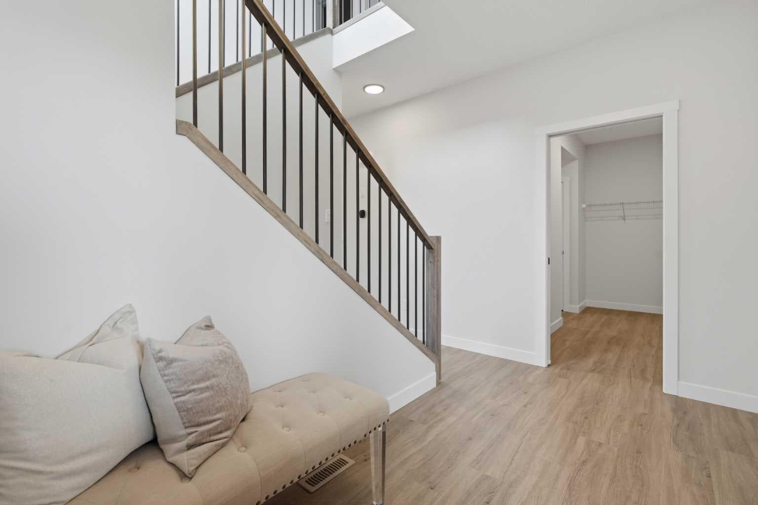 27 Verdure Gate SW — photo 3