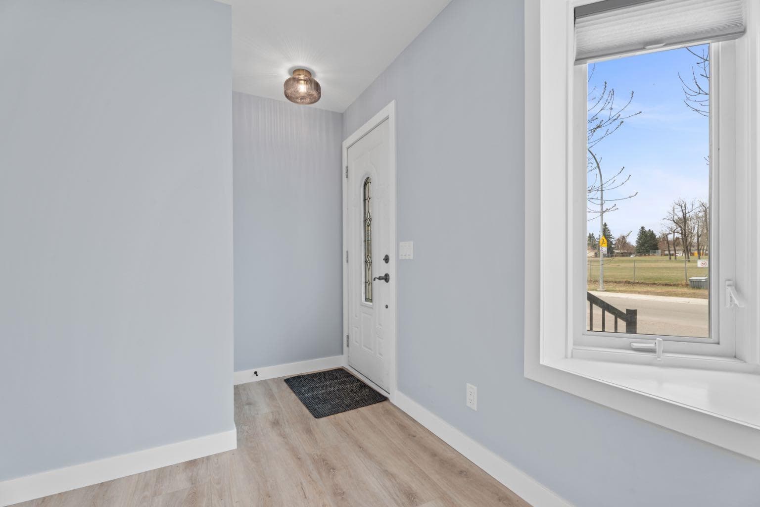 9408 5 Street SE — photo 5
