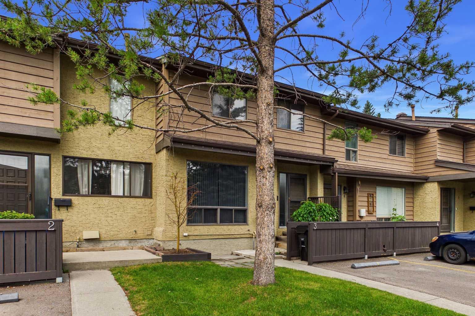 3, 2300 Oakmoor Drive SW — photo 1