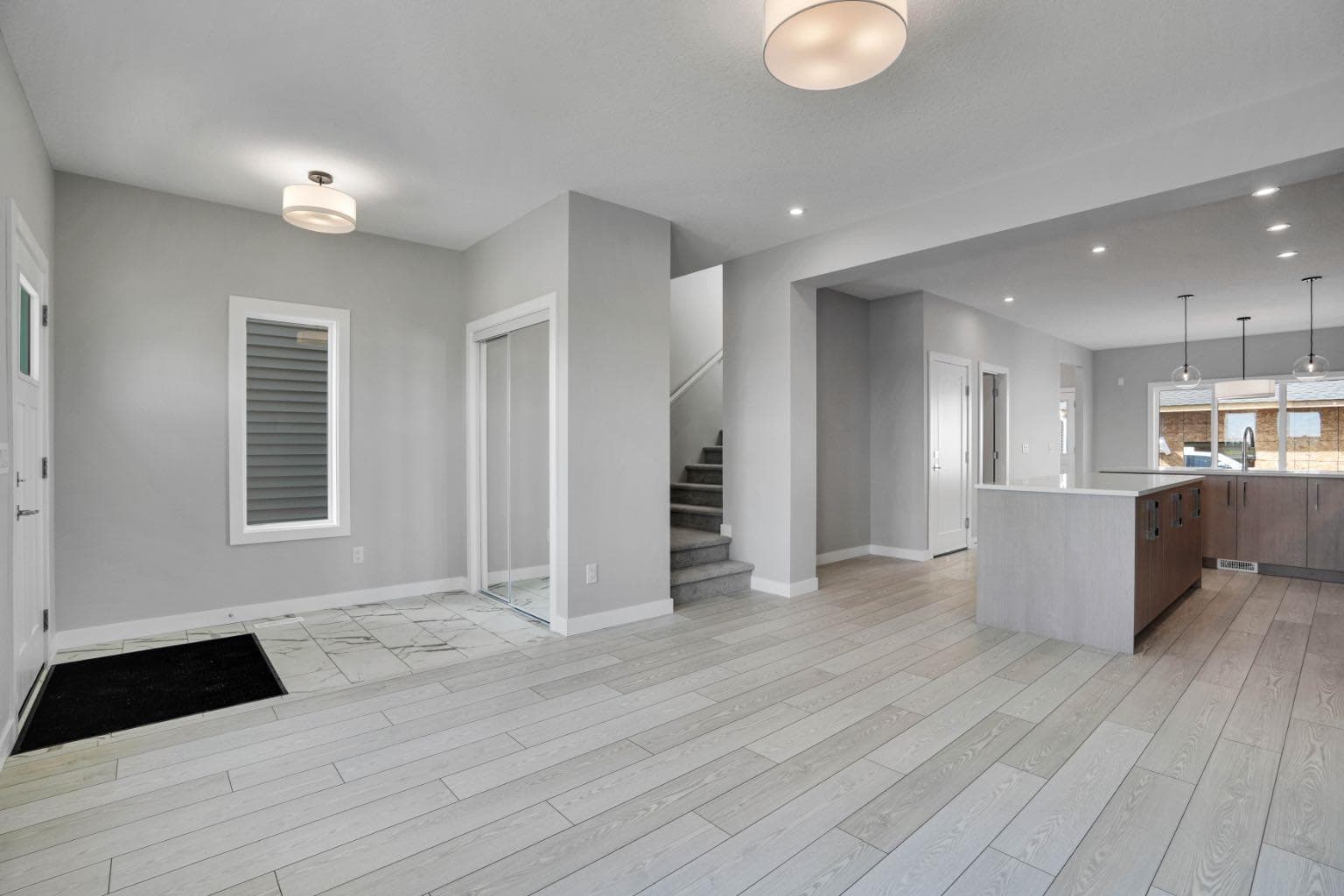 284 Huxbury View NE — photo 4