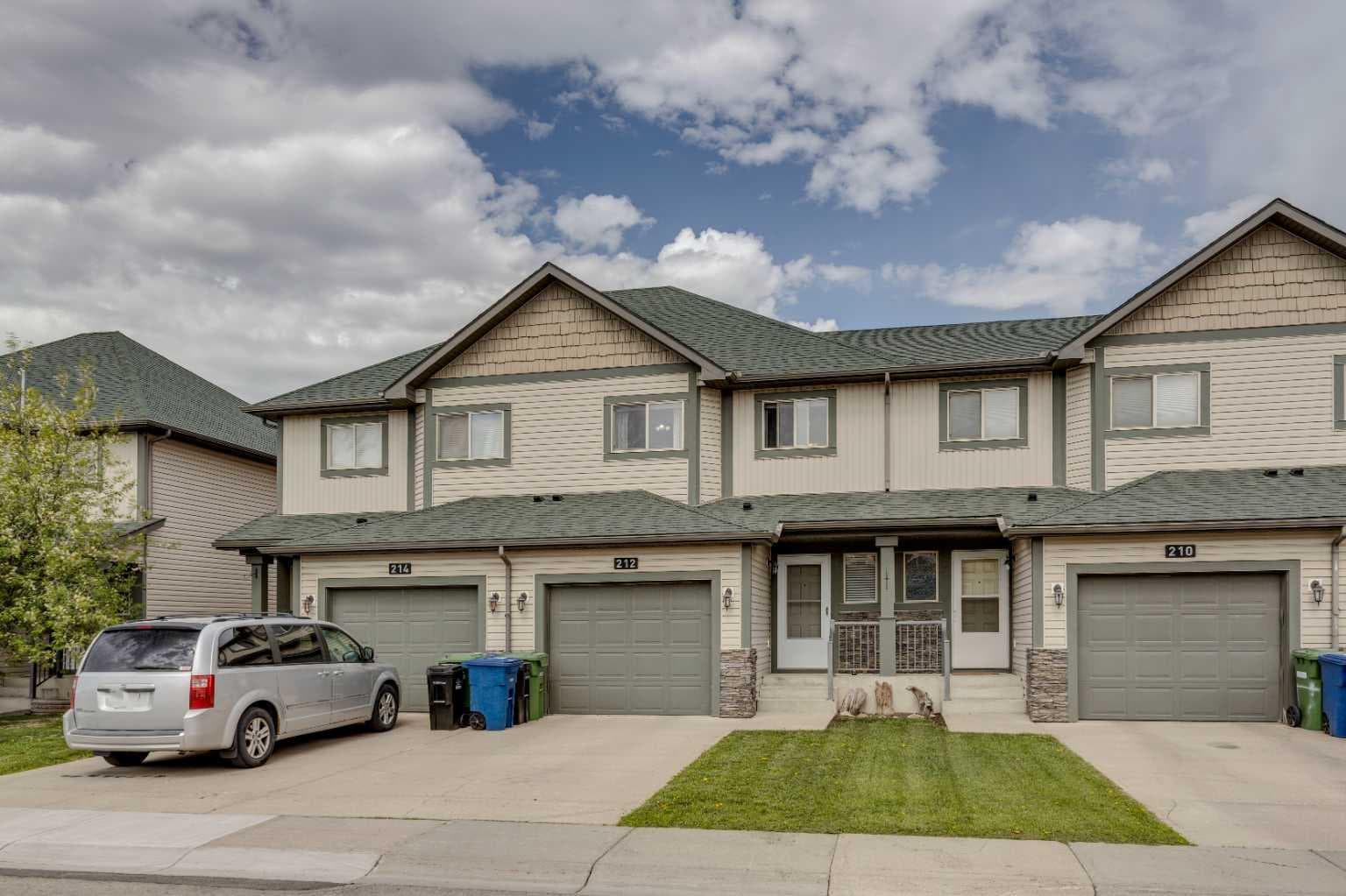 212 Bayside Point SW — photo 4