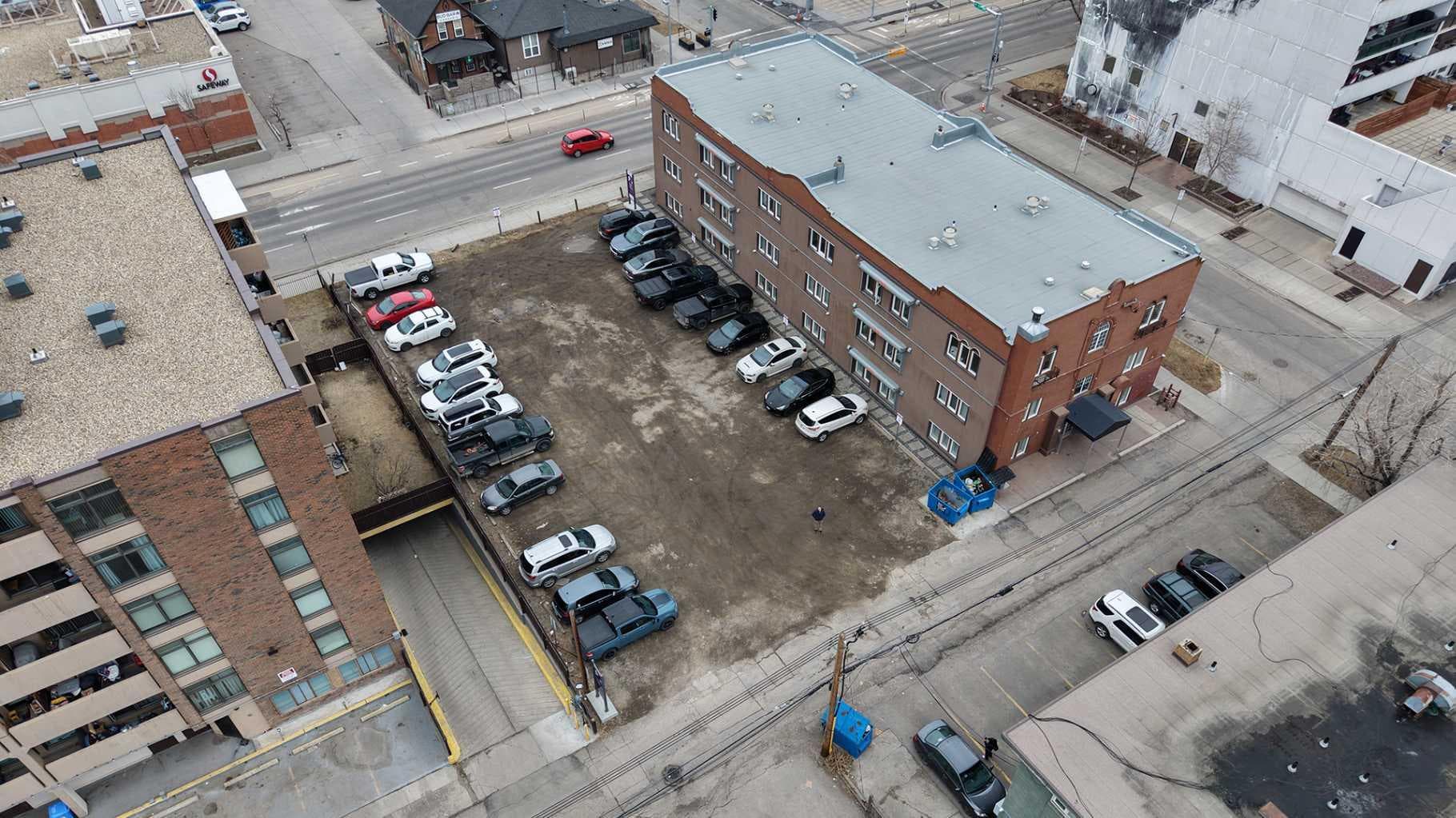 805 12 Avenue SW — photo 1