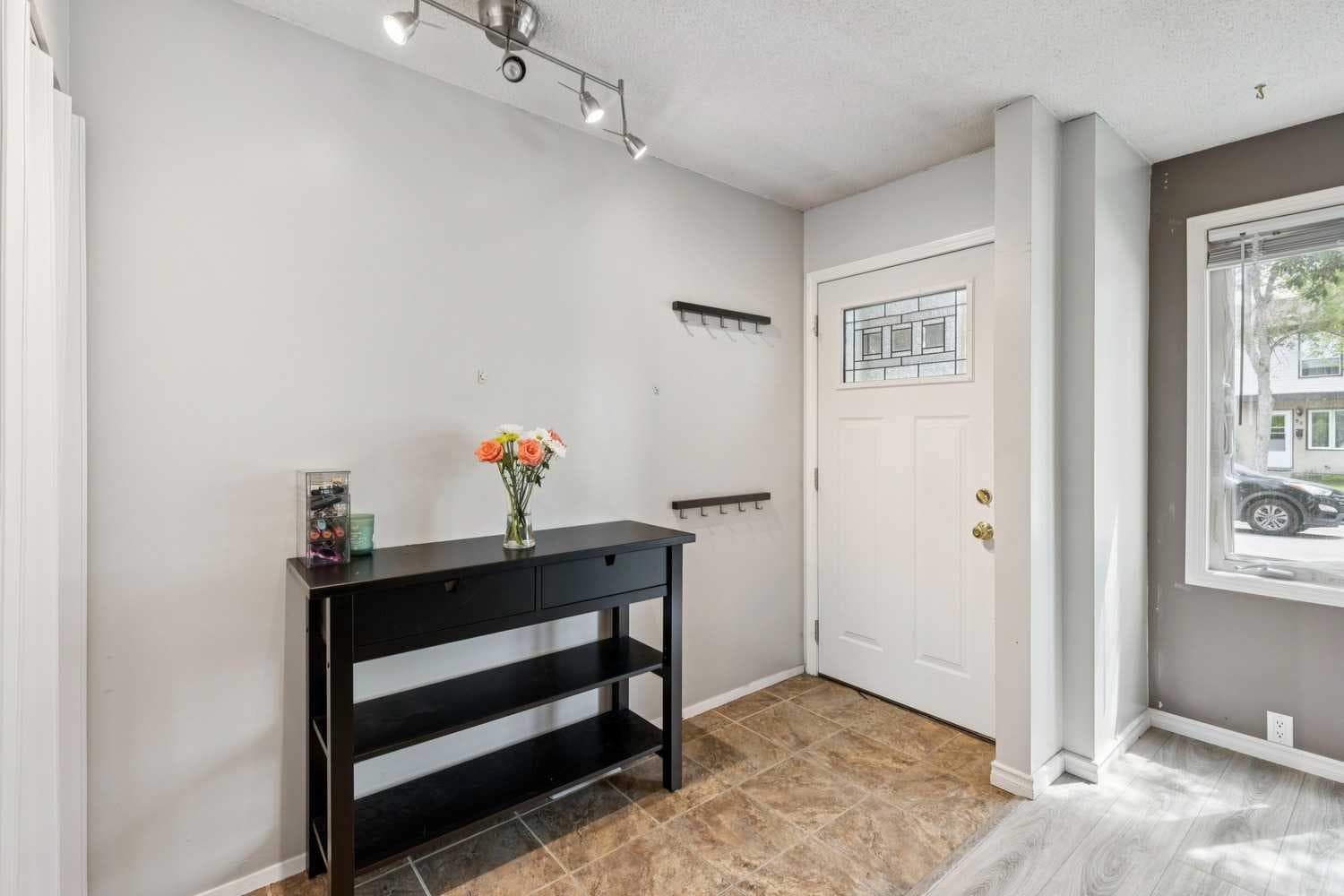 83, 630 Sabrina Road SW — photo 2