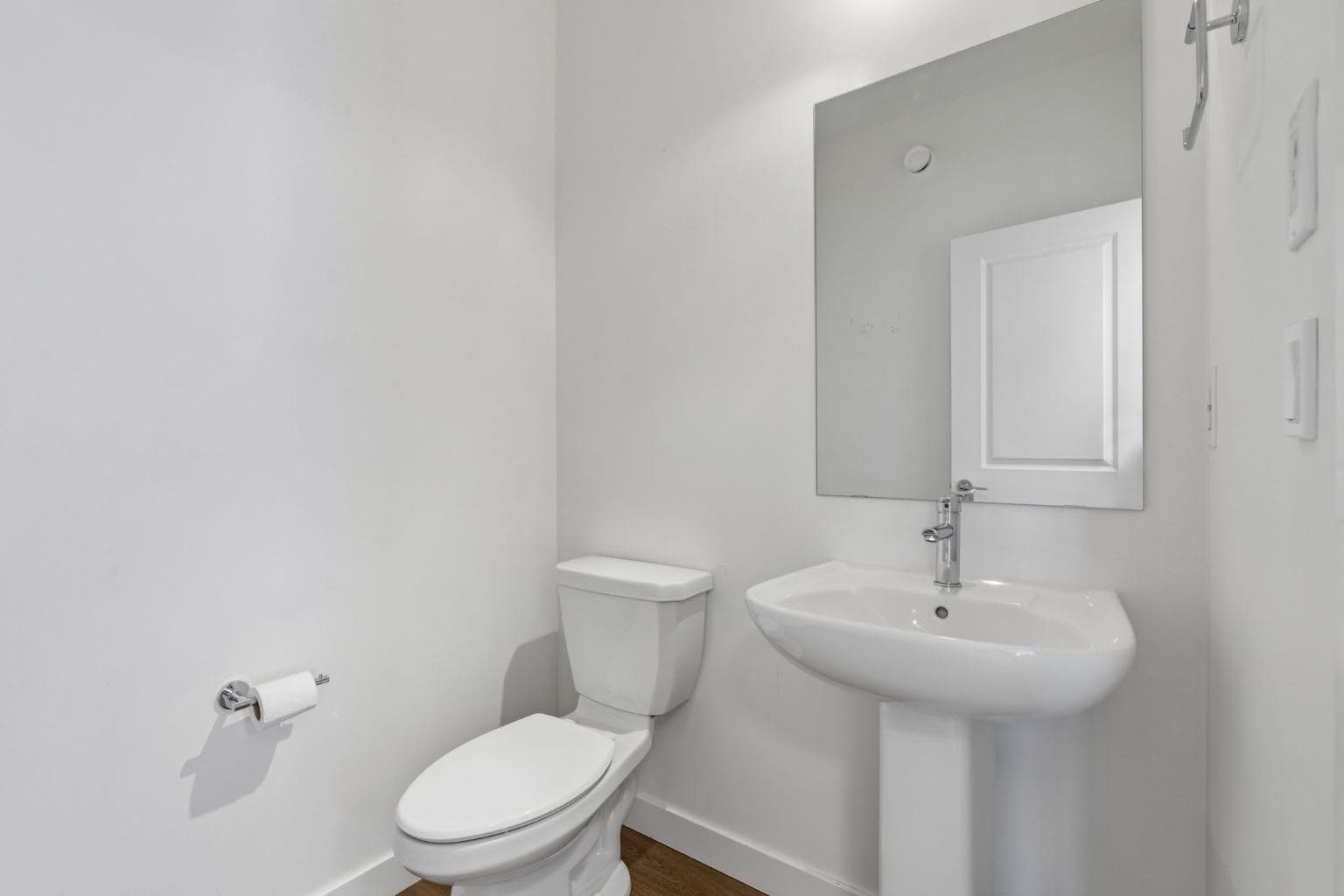2046 Fowler Road SW — photo 4