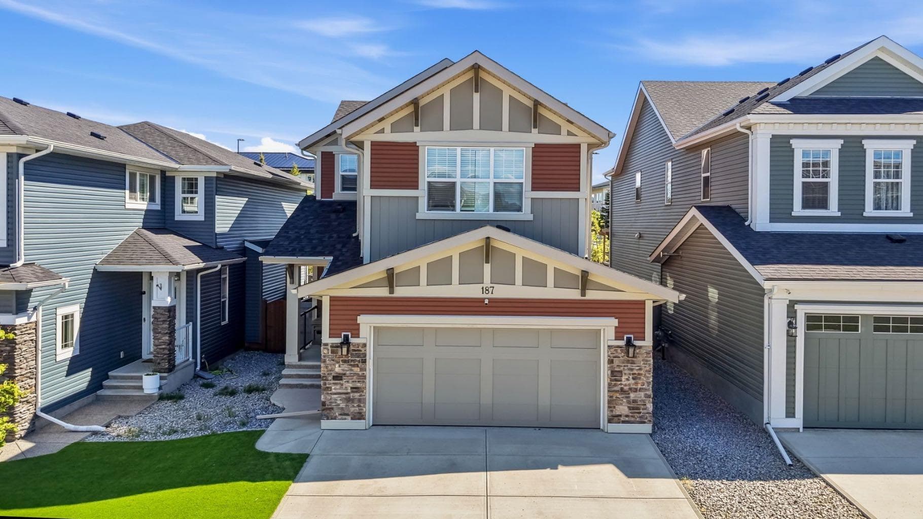 187 Evansfield Way NW — photo 1