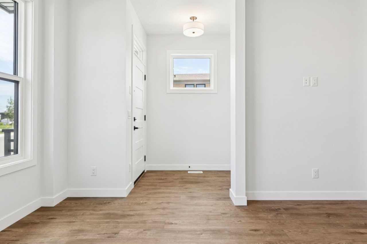 49 Silverton Glen Way SW — photo 2