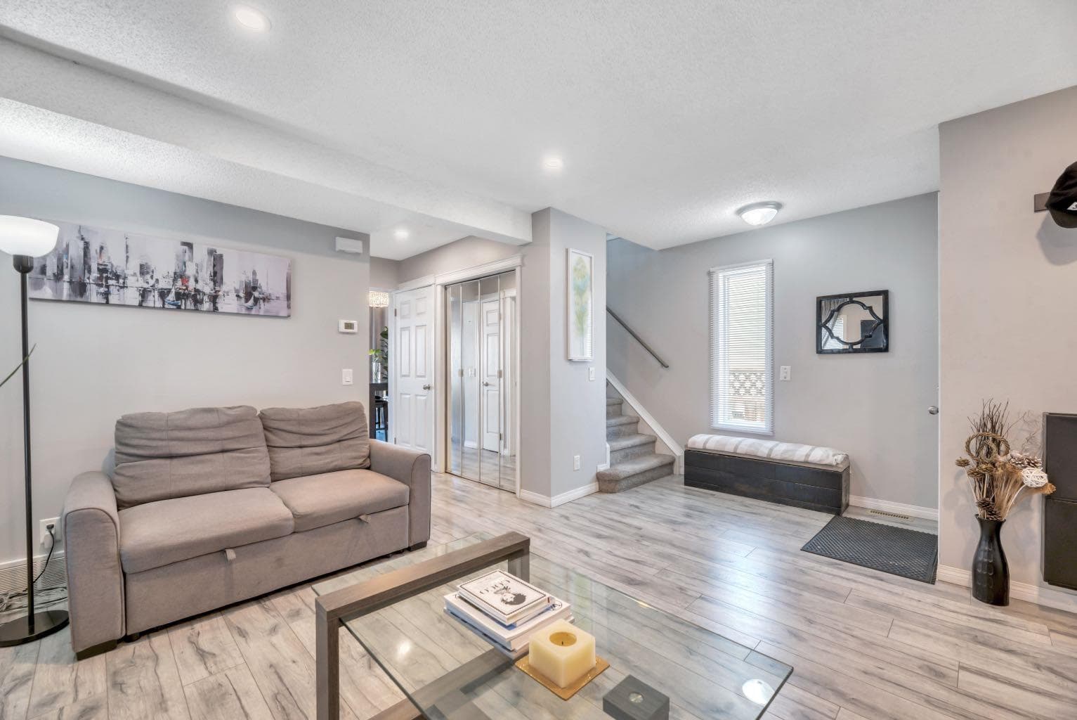 7 San Diego Manor NE — photo 4