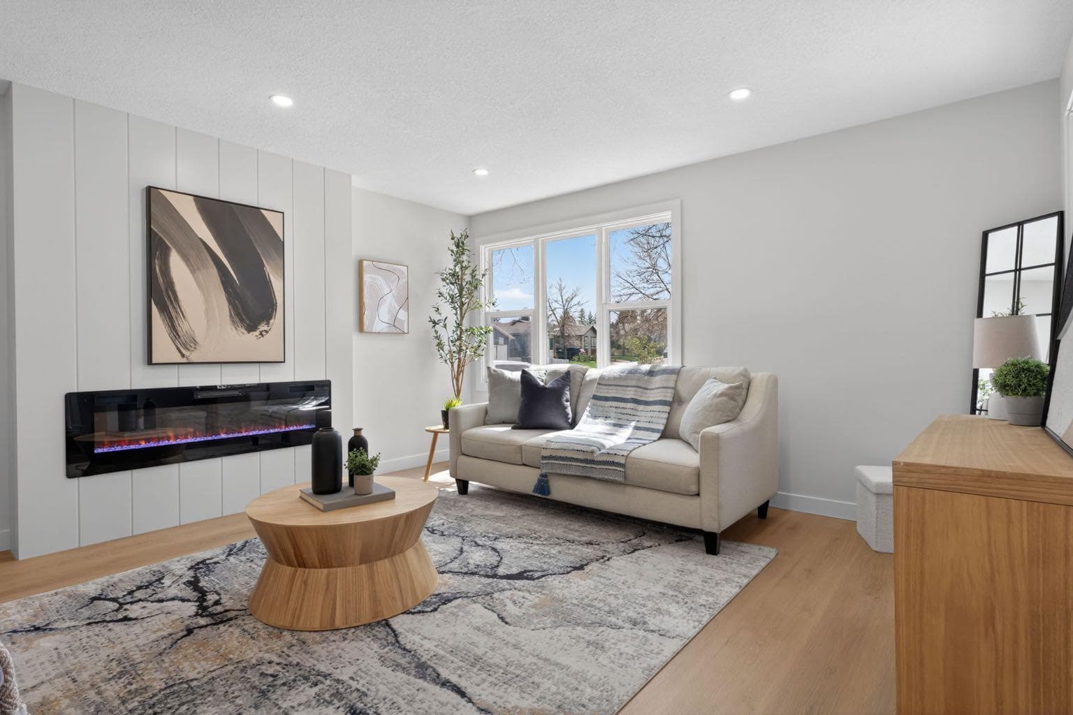 40 Bernard Way NW — photo 3
