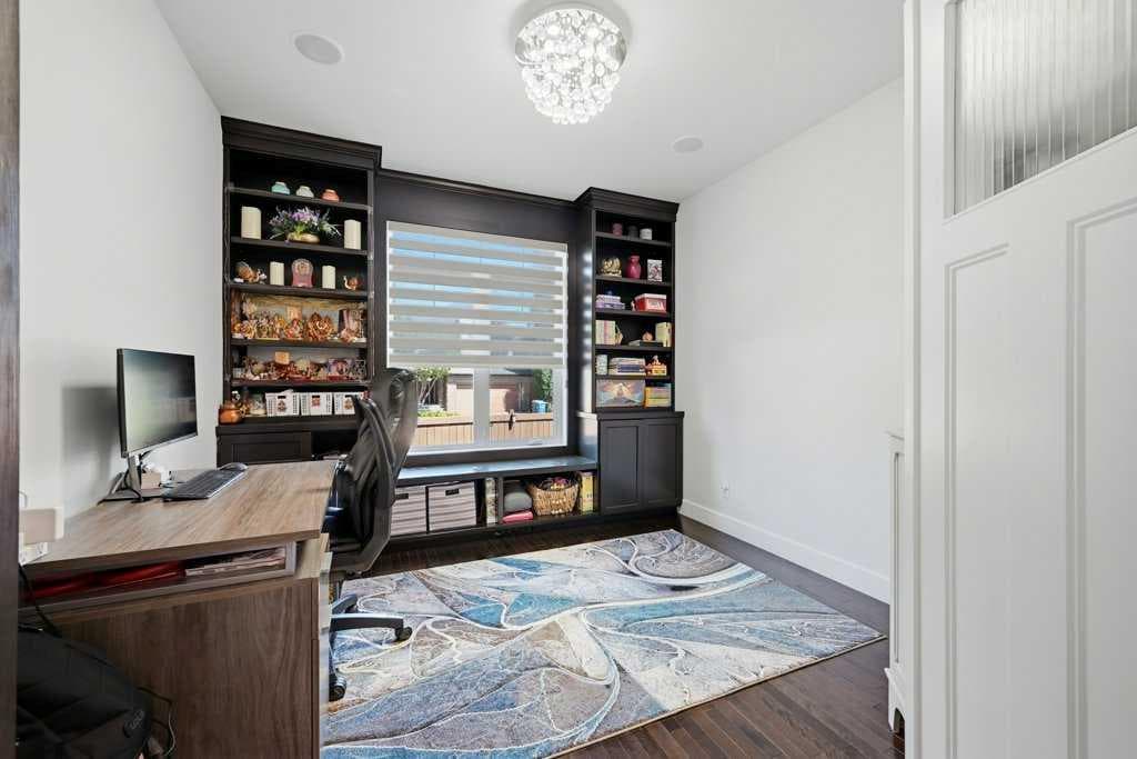160 Panatella Crescent NW — photo 5