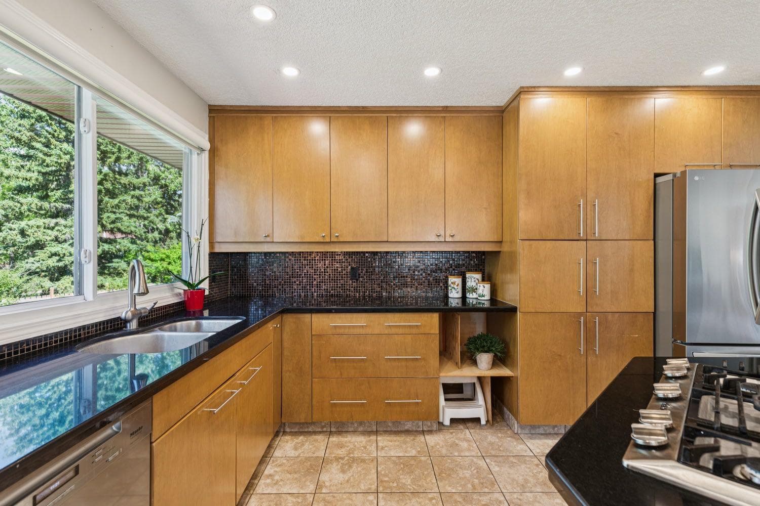 423 Canterbury Place SW — photo 4