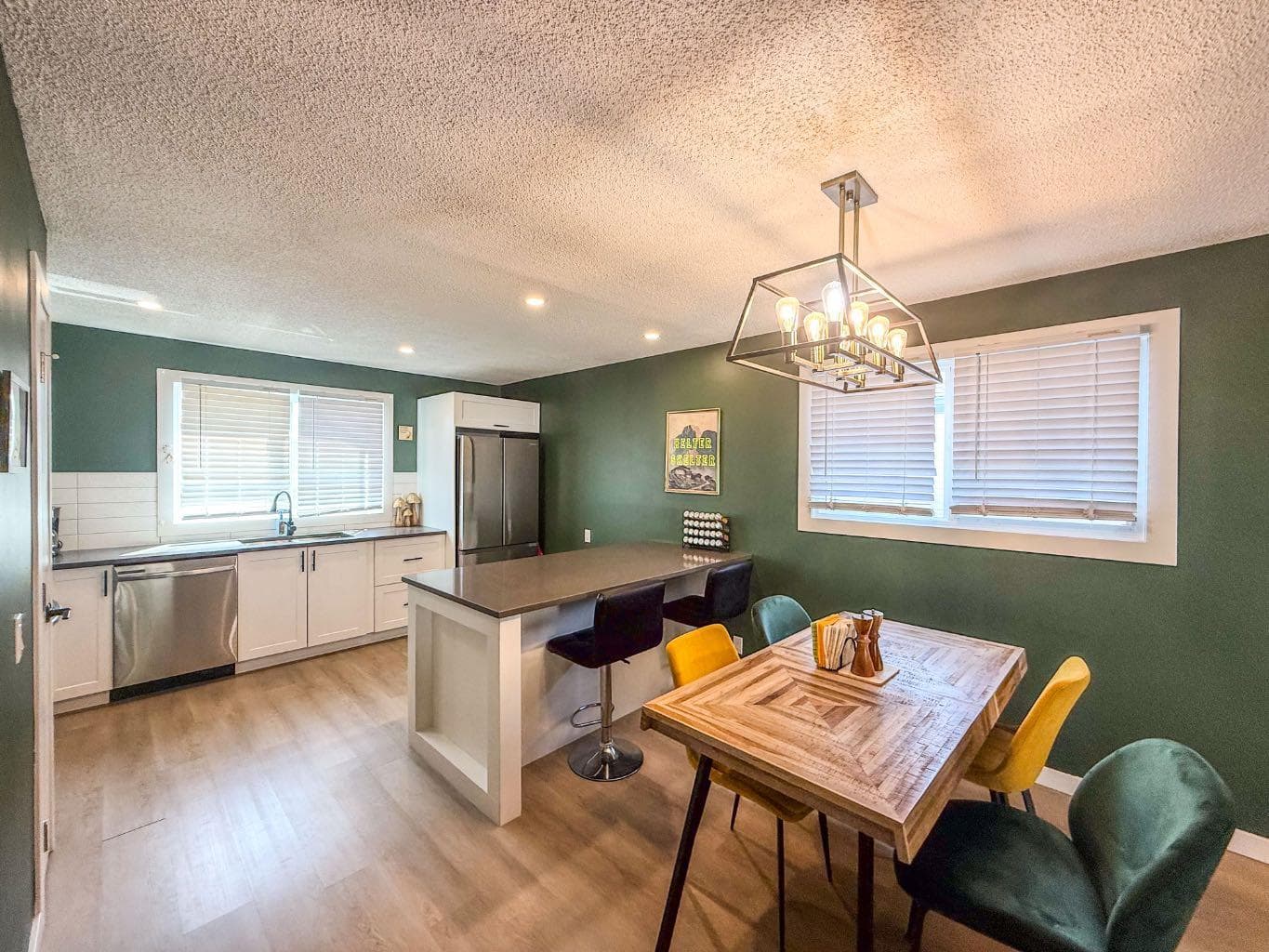 119 Fallswater Crescent NE — photo 1