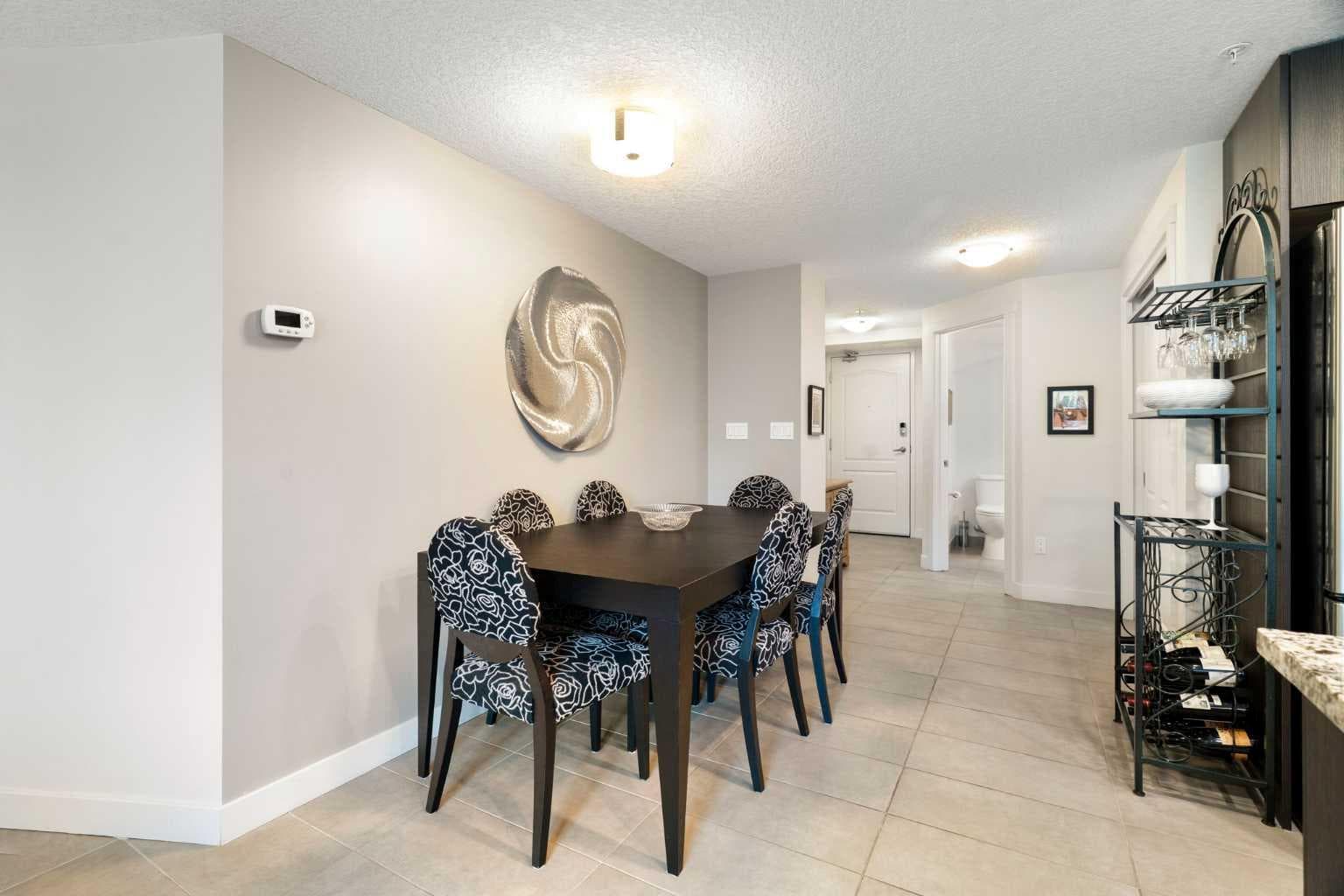204, 303 13 Avenue SW — photo 3