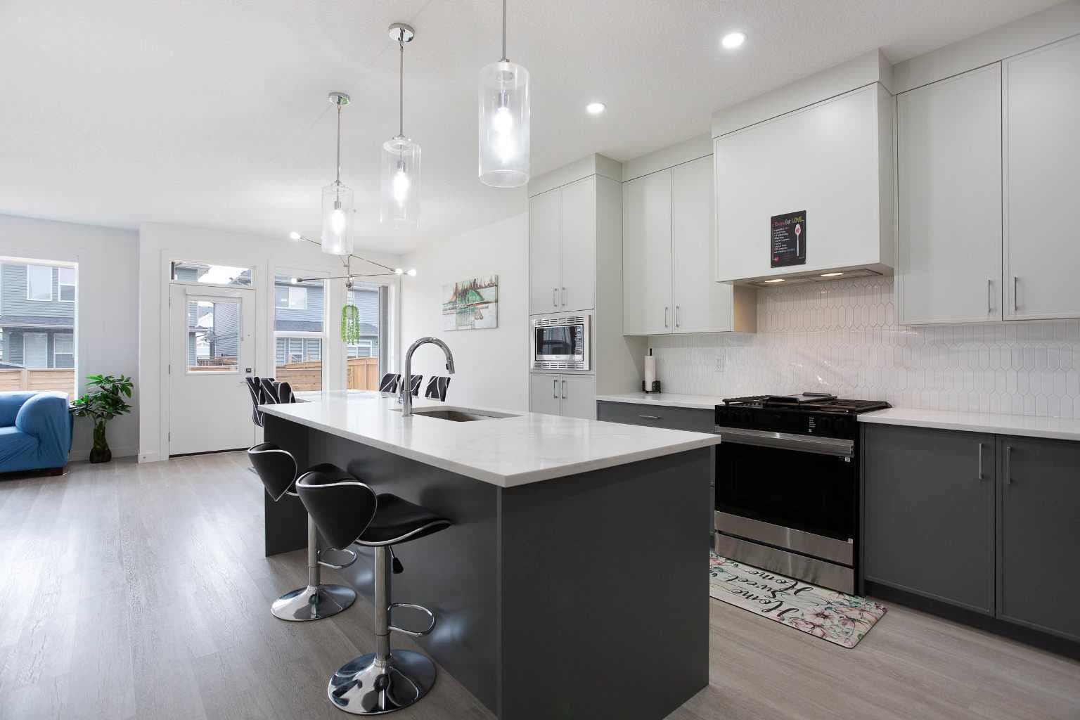 91 Copperhead Grove SE — photo 3