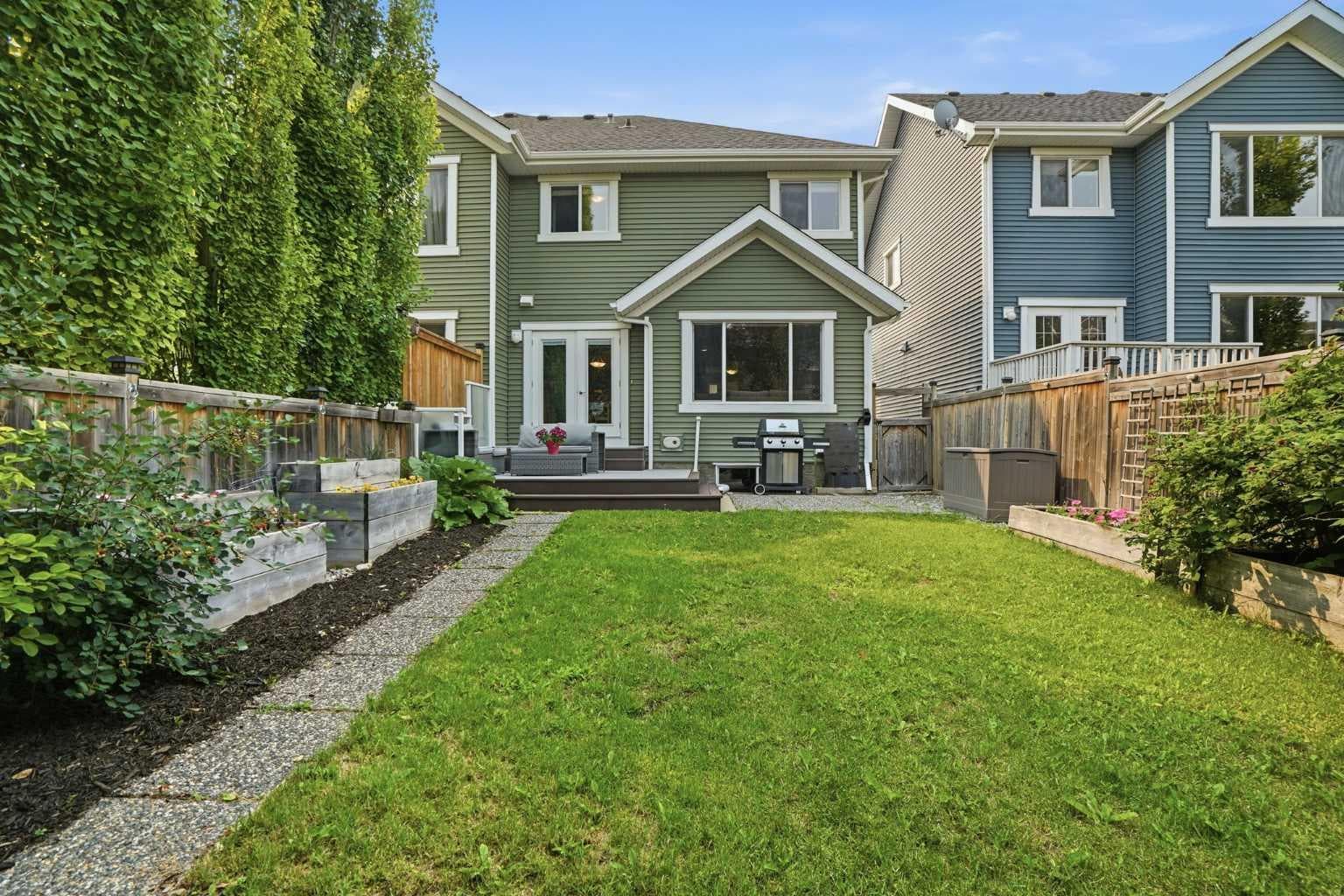 14 River Heights Crescent — photo 3