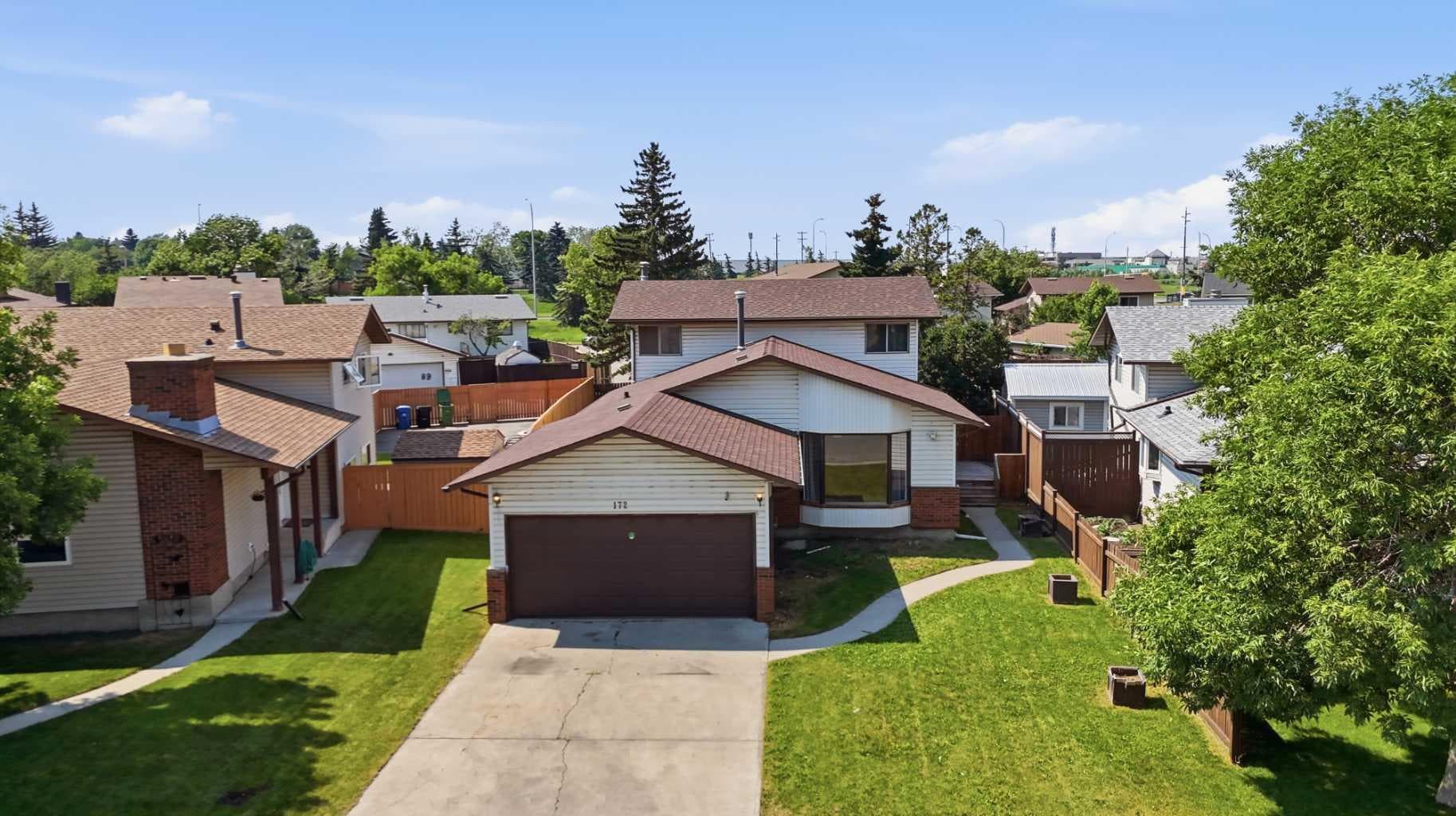 172 Templemont Drive NE — photo 1