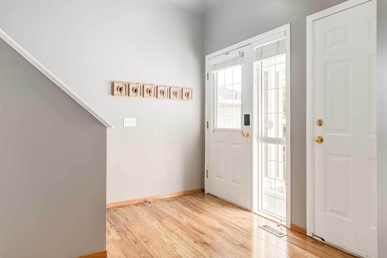 87 Royal Elm Way NW — photo 2
