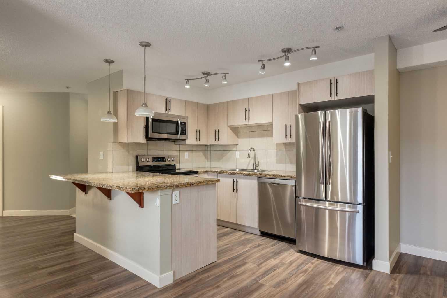 301, 108 Country Village Circle NE — photo 4