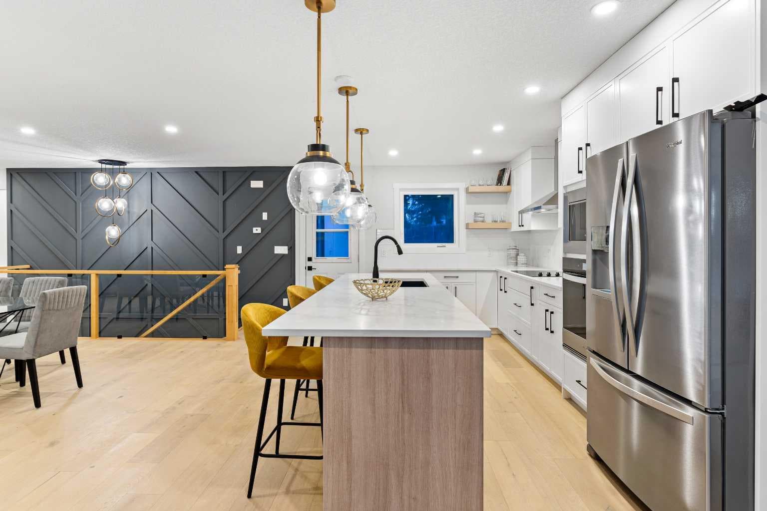1731 111 Avenue SW — photo 5
