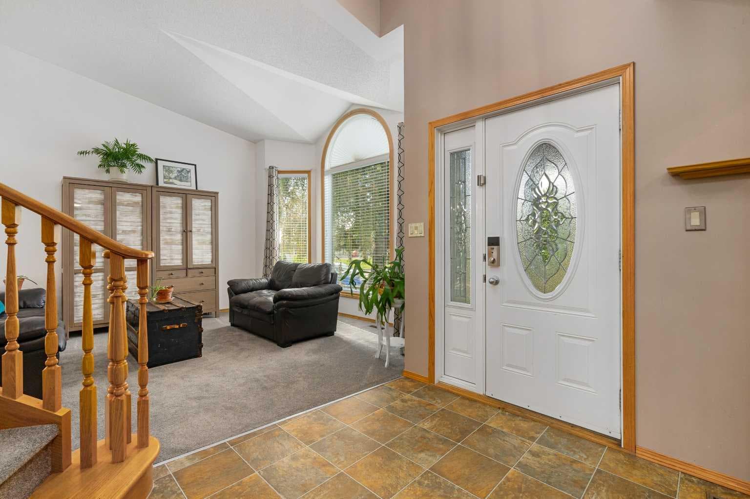1114 Whitfield Avenue — photo 4