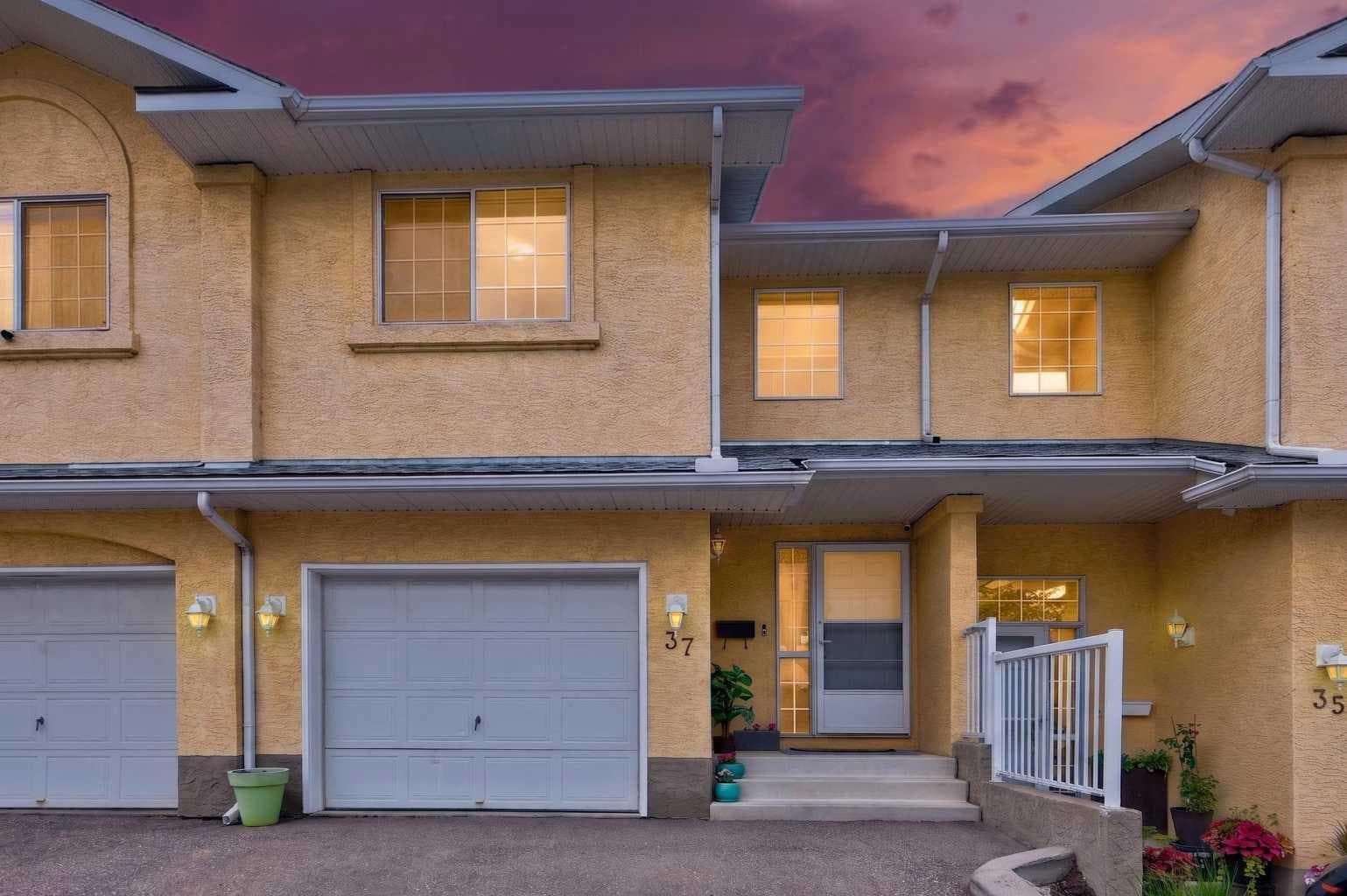 37 Beddington Gardens NE — photo 1