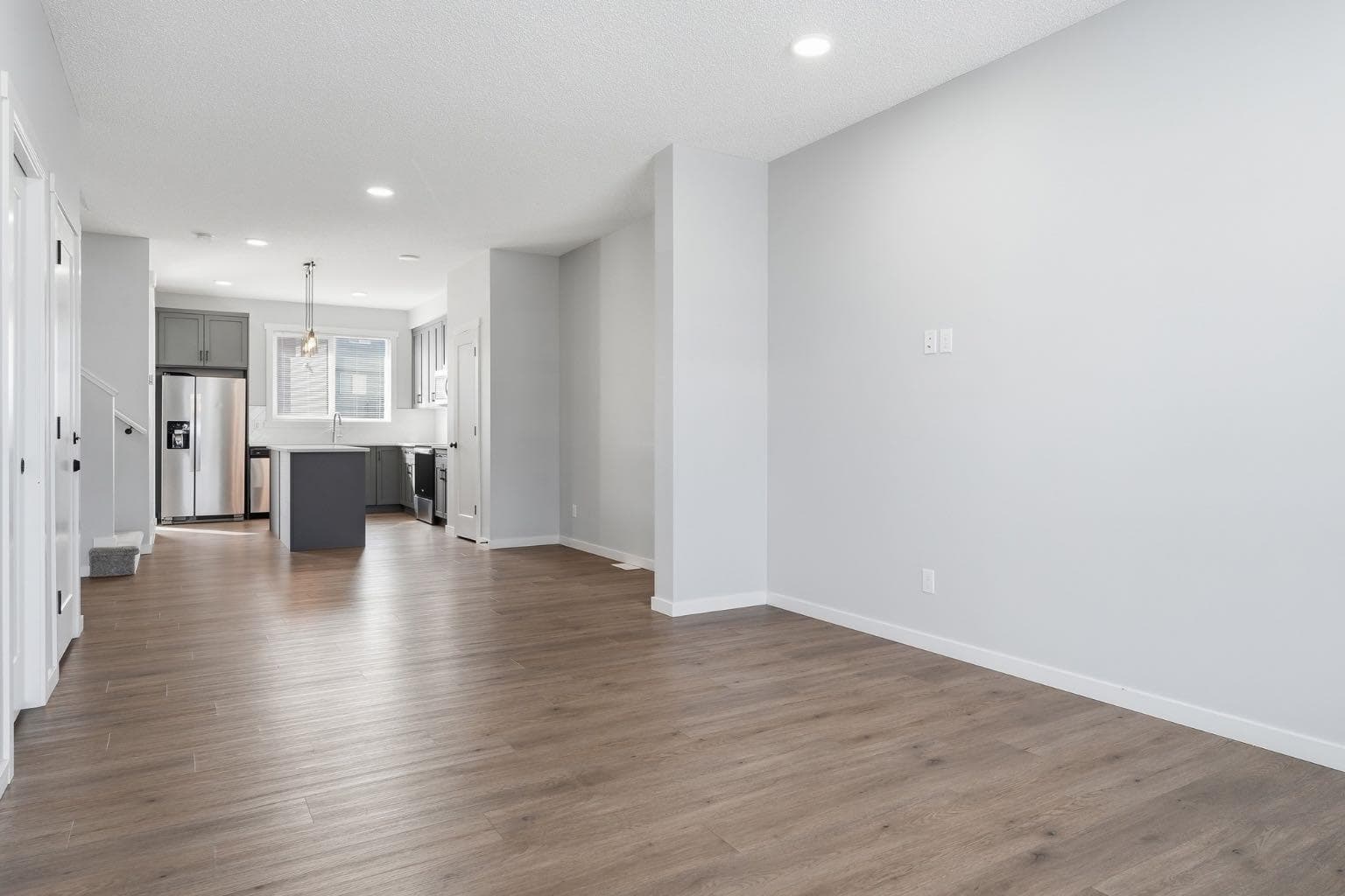 141 Belmont Drive SW — photo 4
