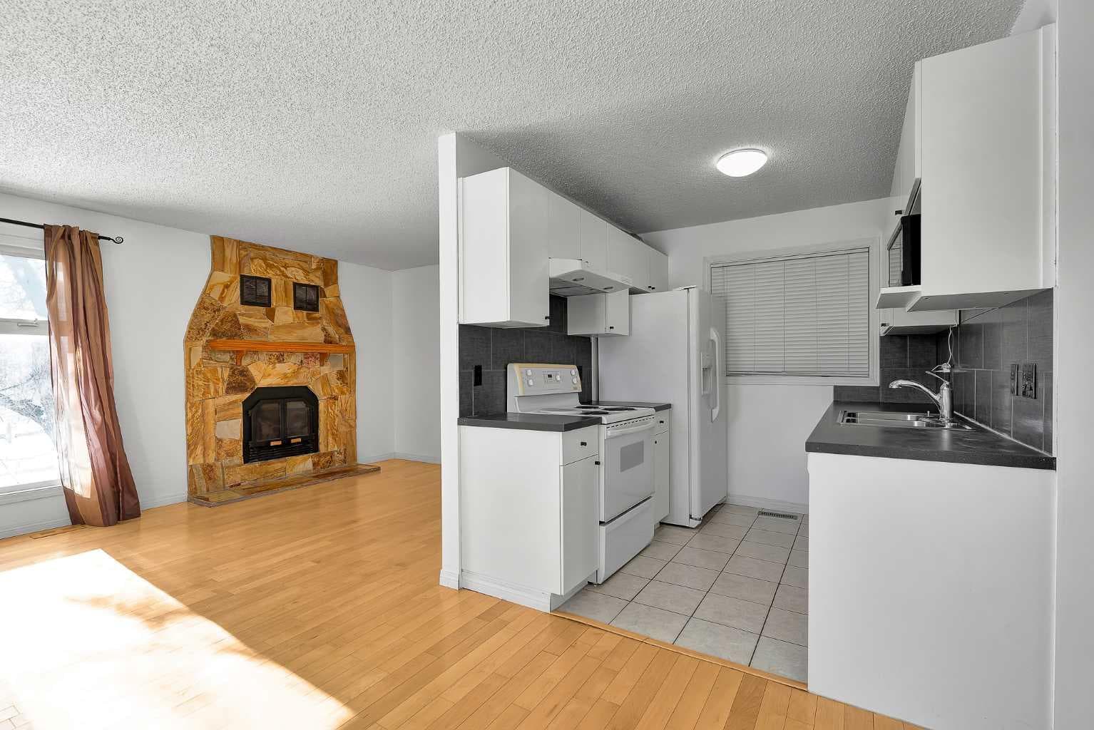 295 Edgepark Boulevard NW — photo 3
