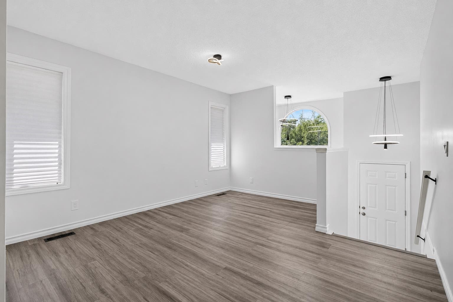 250 Bridlewood Circle SW — photo 5