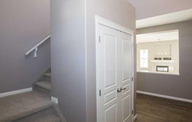 1548 Coalbanks Boulevard W — photo 3