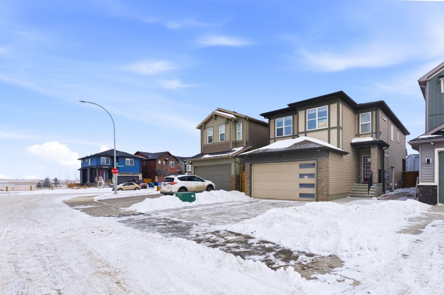 14 Belvedere Point SE — photo 2