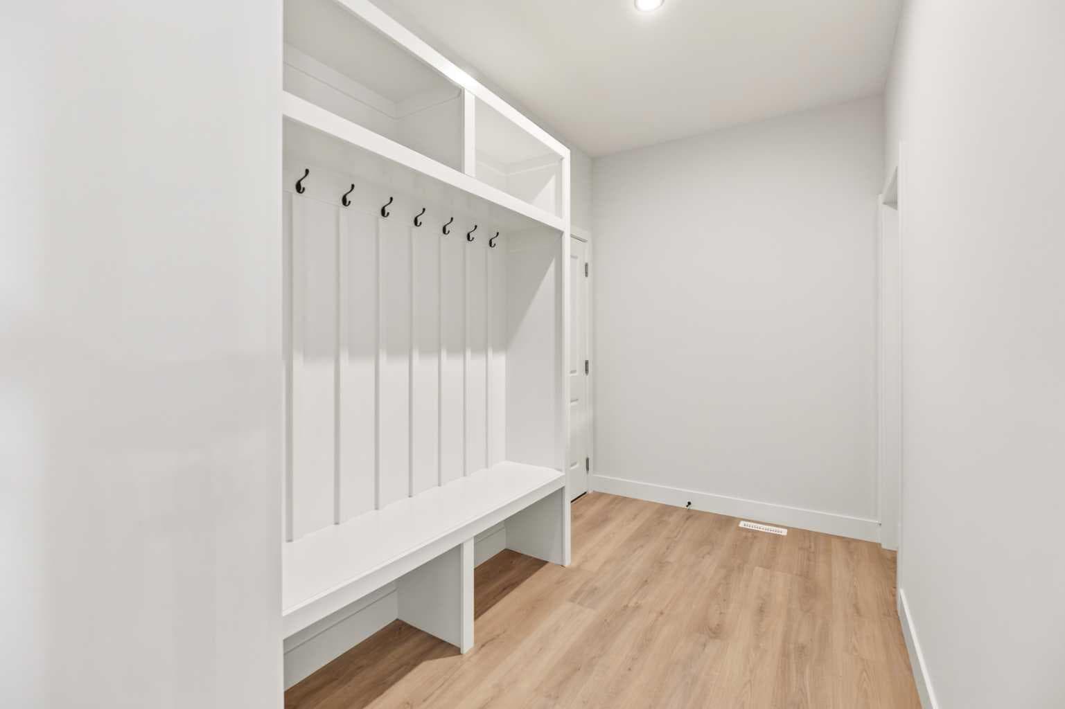 87 Linden Place — photo 4