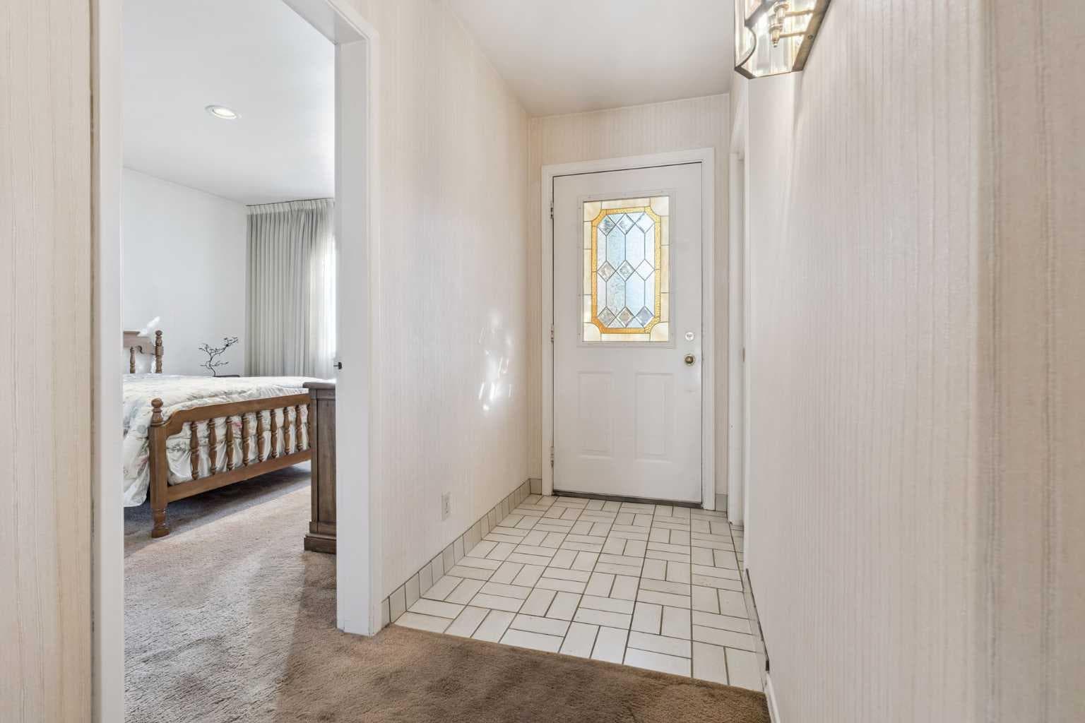 34 Rosery Drive NW — photo 3