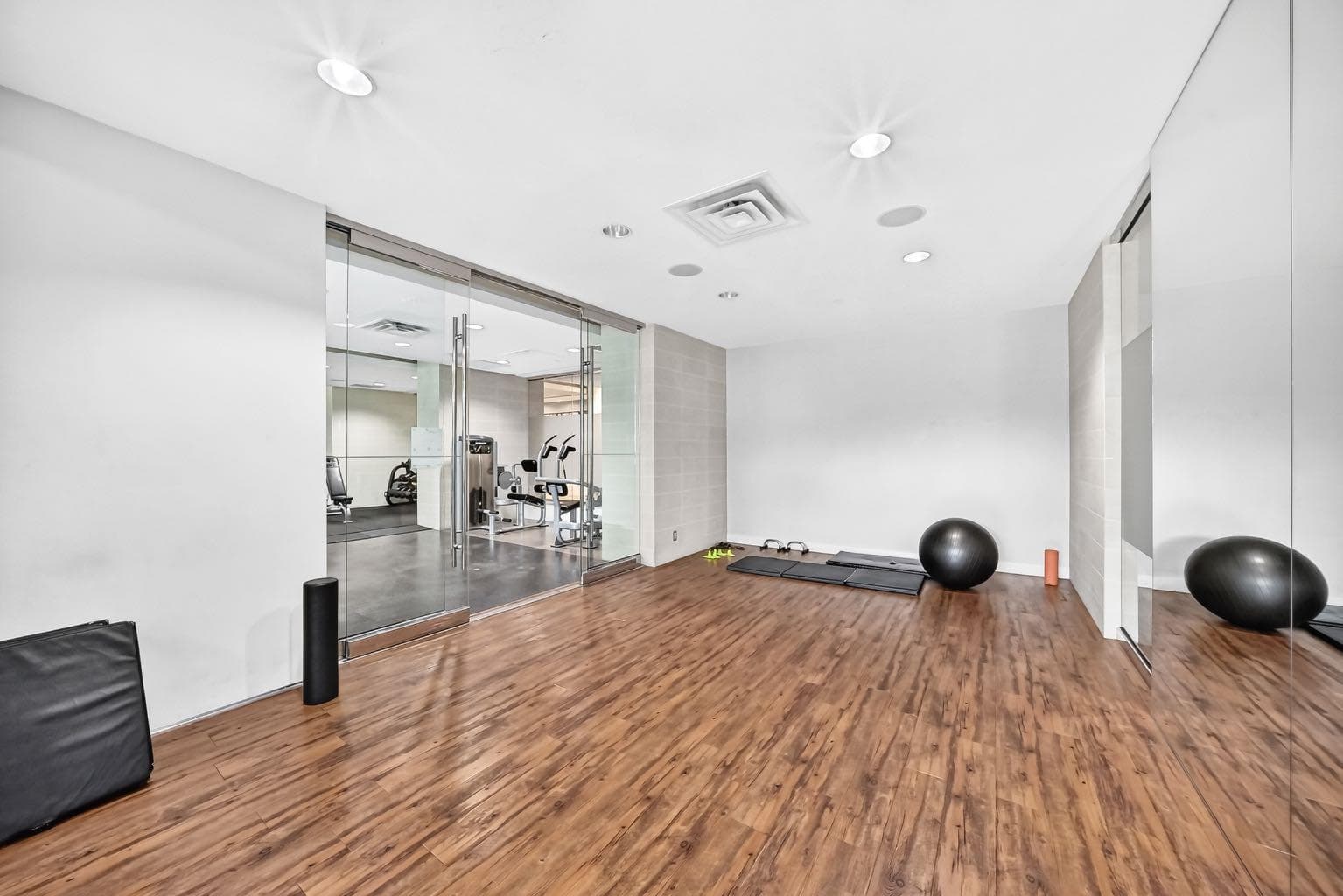 458, 222 Riverfront Avenue SW — photo 4