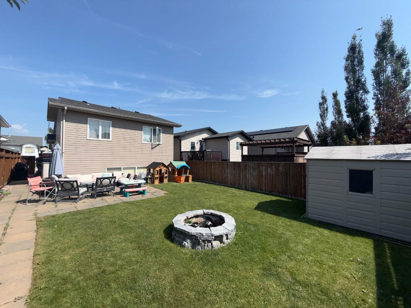 626 Blackfoot Terrace W — photo 2