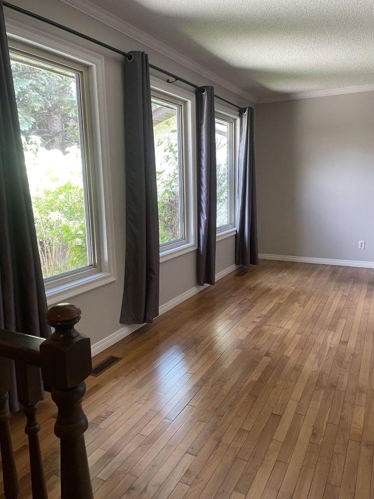 160 Hawkwood Way NW — photo 3