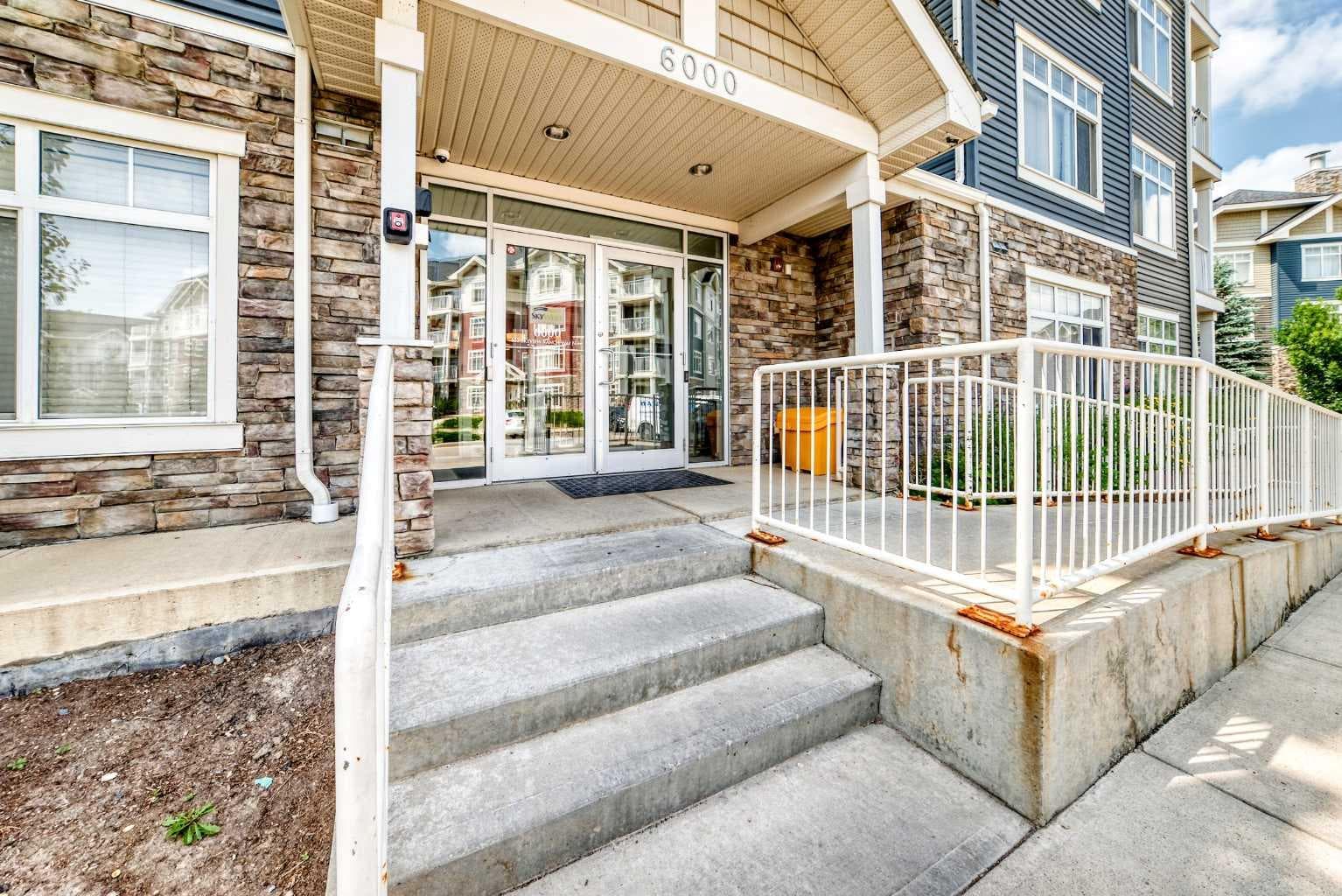 6211, 155 Skyview Ranch Way NE — photo 3
