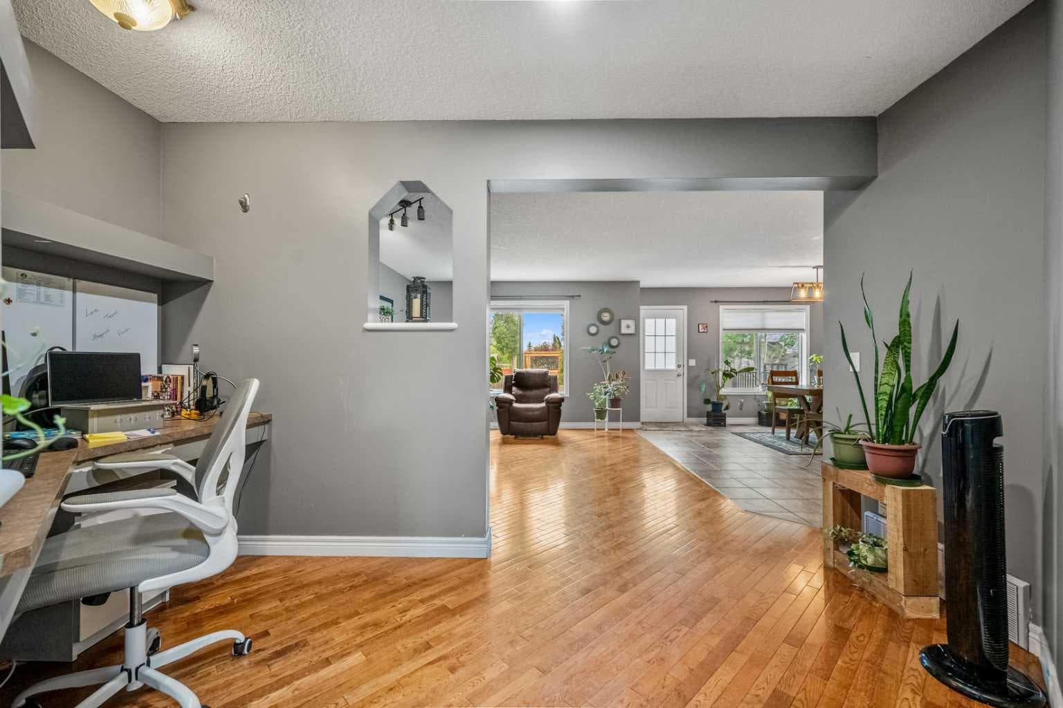 163 West Lakeview Passage — photo 2