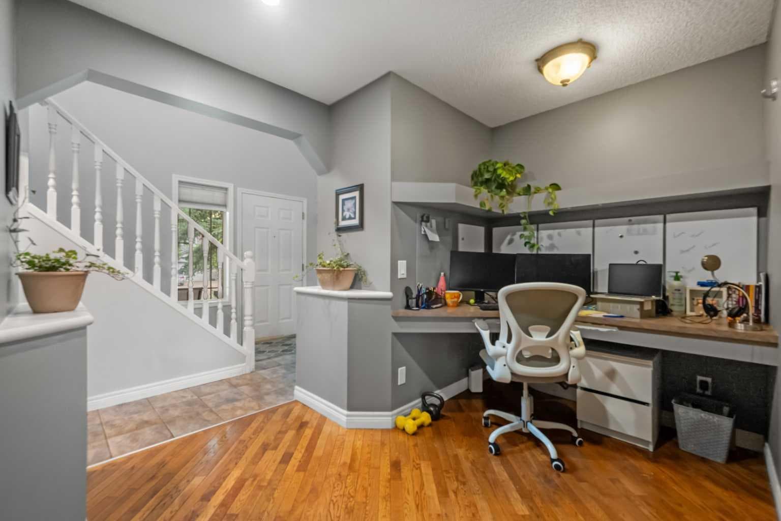 163 West Lakeview Passage — photo 3