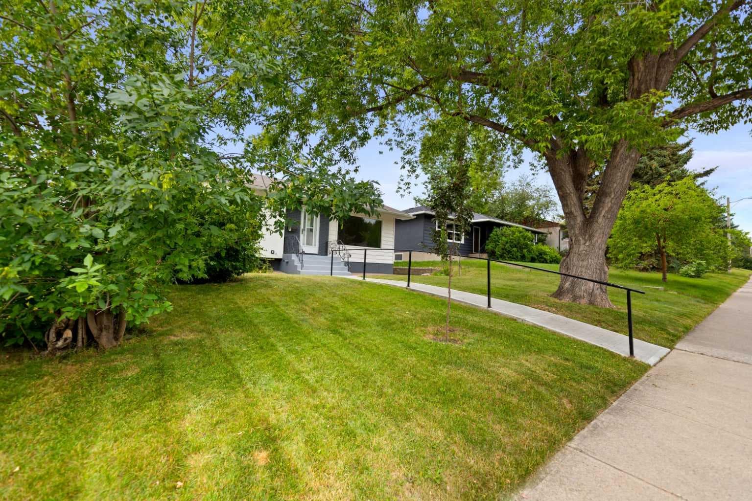 2915 13 Avenue NW — photo 3