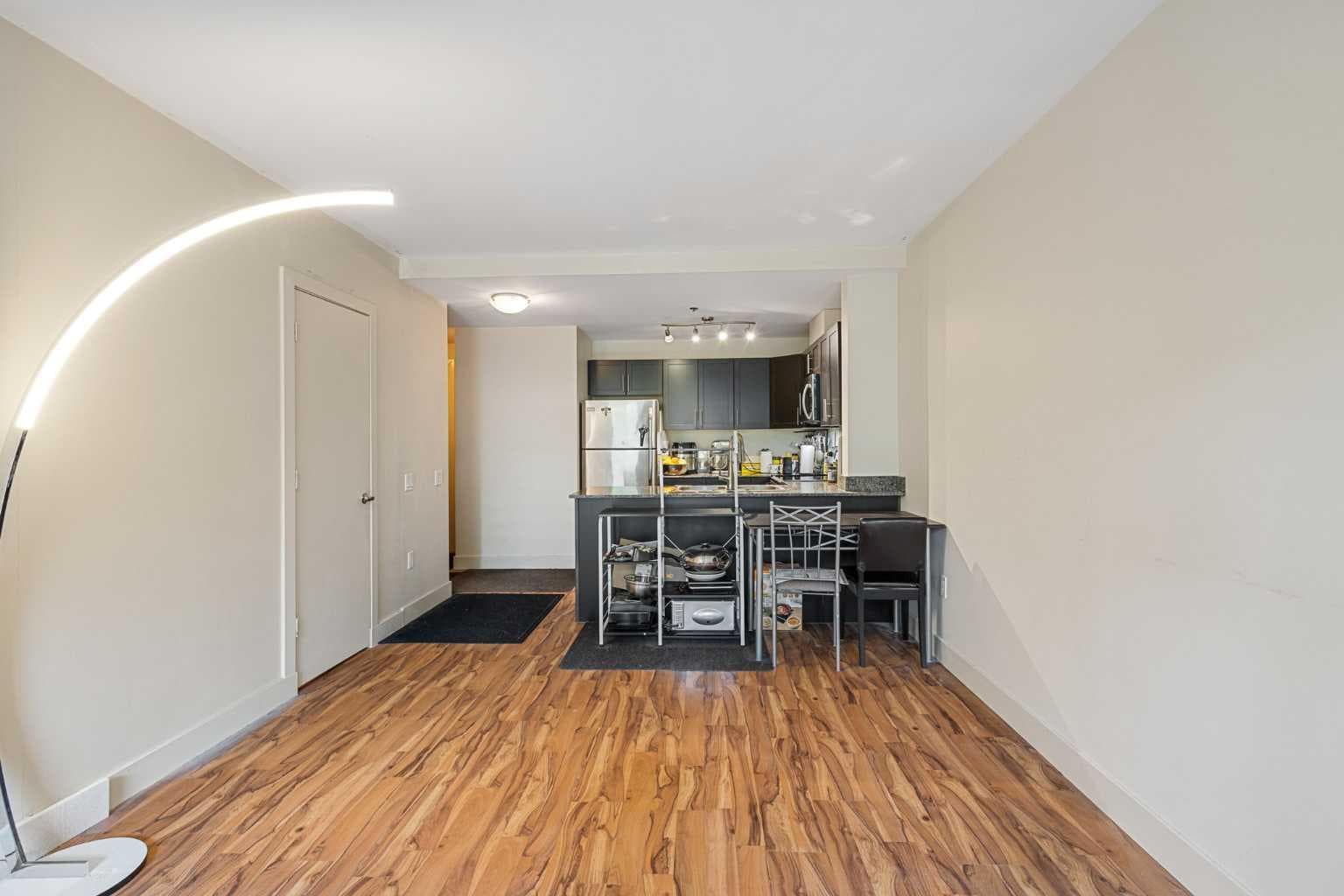 221, 955 MCPHERSON Road NE — photo 4