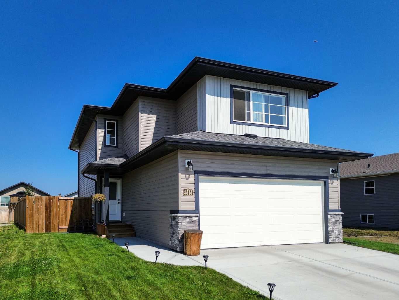 4414 53 Street — photo 1